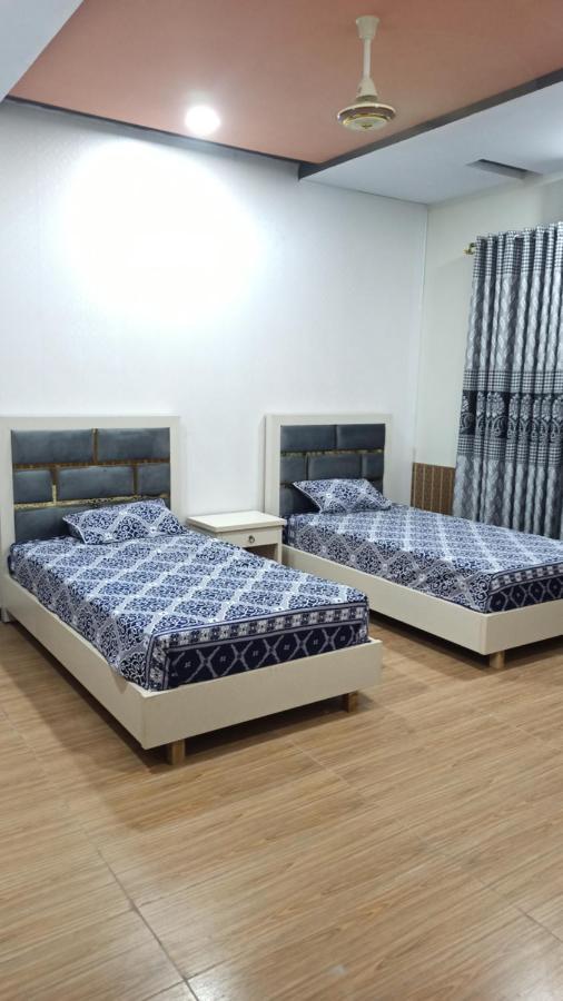 The Crown Guest House Islamabad Zewnętrze zdjęcie